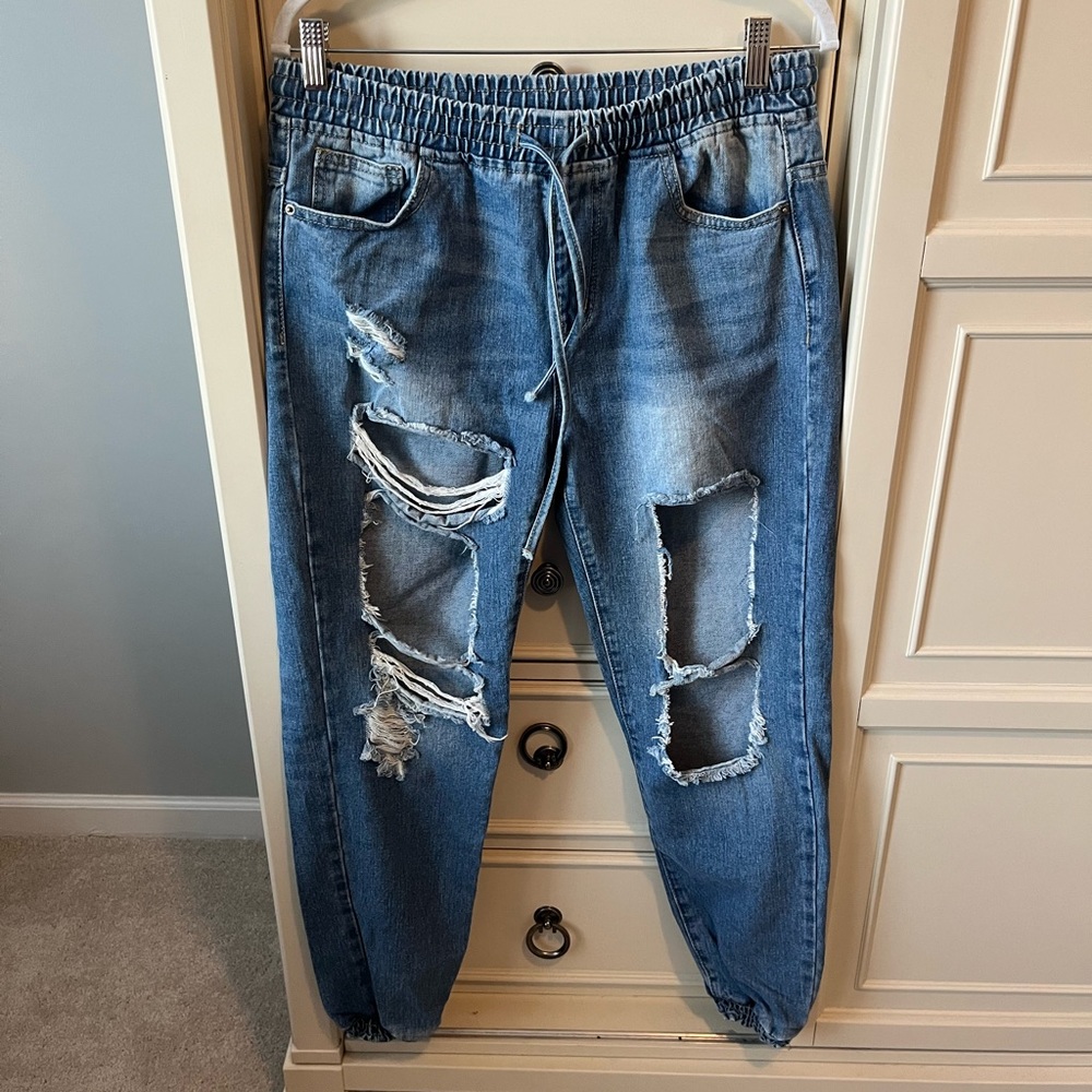 Windsor distressed jeans, size L
